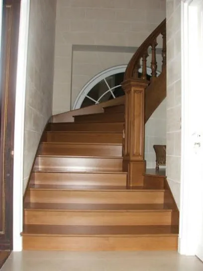 Image de Borrod Associés Sarl - Escaliers sur mesure